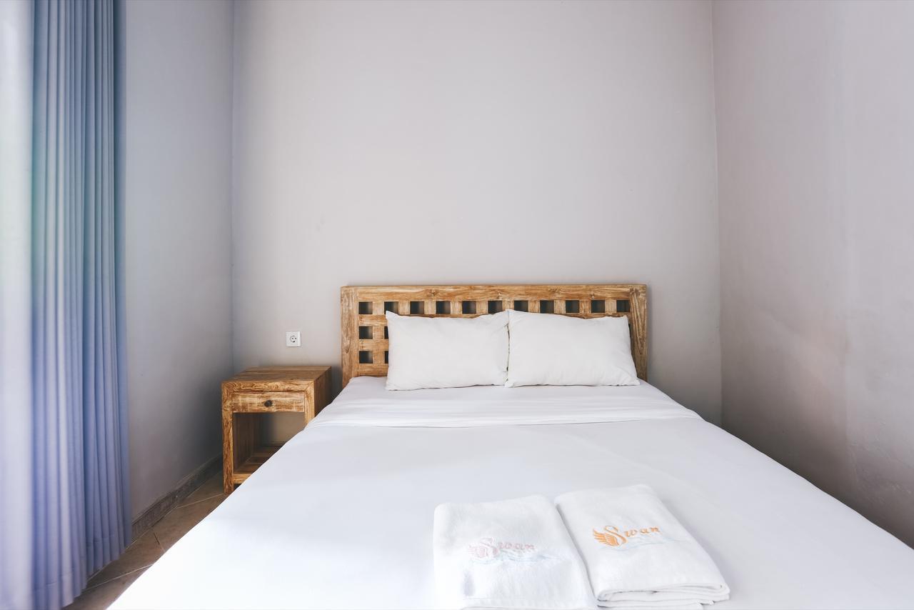 Swan House Canggu Hotel Bagian luar foto