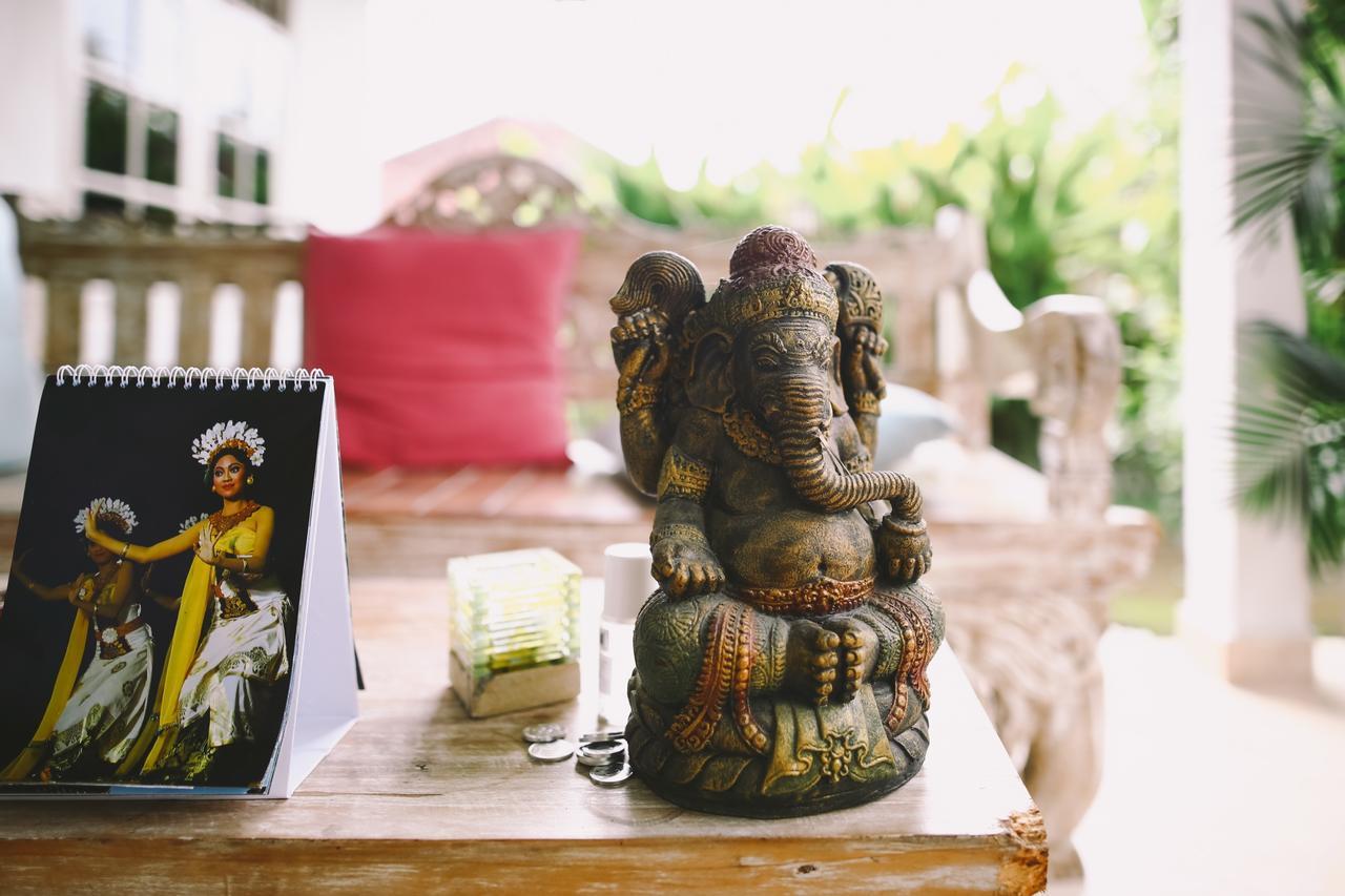 Swan House Canggu Hotel Bagian luar foto