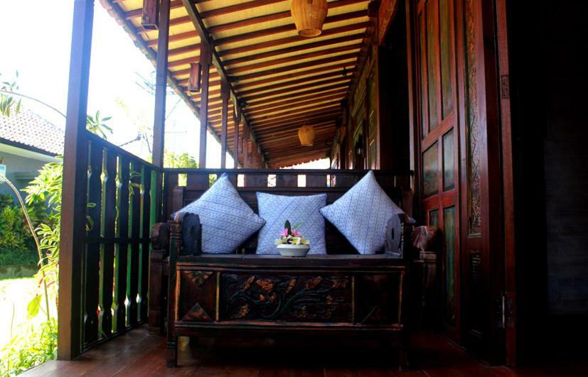 Swan House Canggu Hotel Bagian luar foto