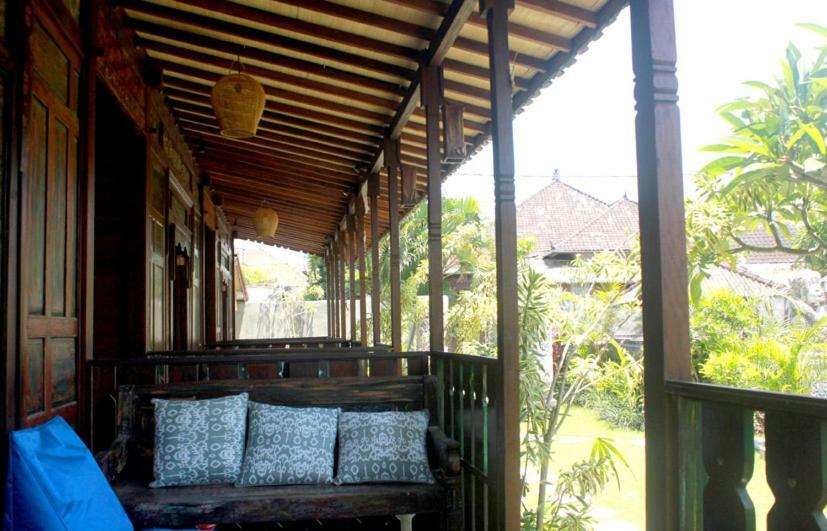Swan House Canggu Hotel Bagian luar foto